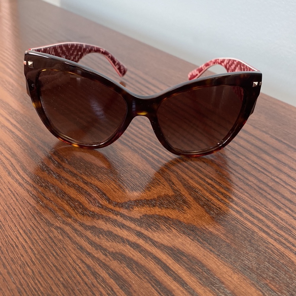 Valentino Sunglasses with red accent